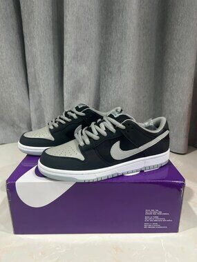 Nike SB Dunk Low Black/Grey Sneakers